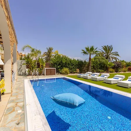 Ionion H5 Ayia Napa