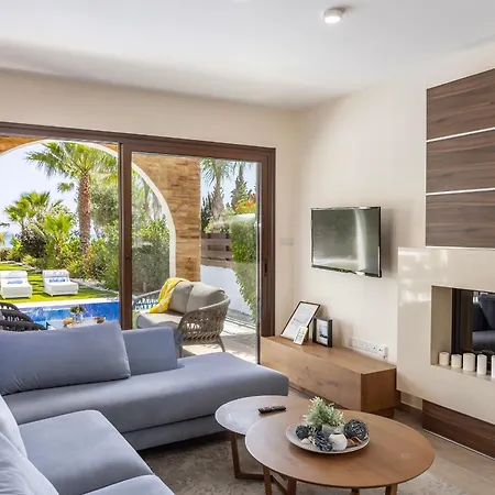 Villa Ionion H5 *